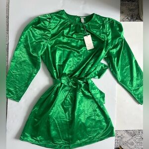 Green Satin tie waist dress new with tags